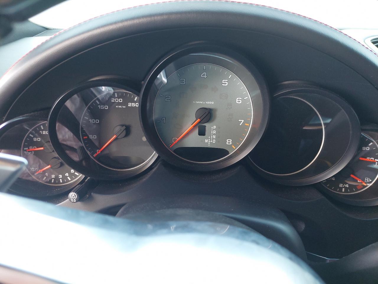 2015 PORSCHE CAYENNE 