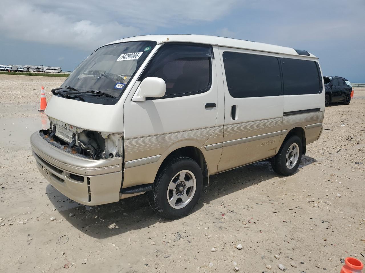 TOYOTA HIACE