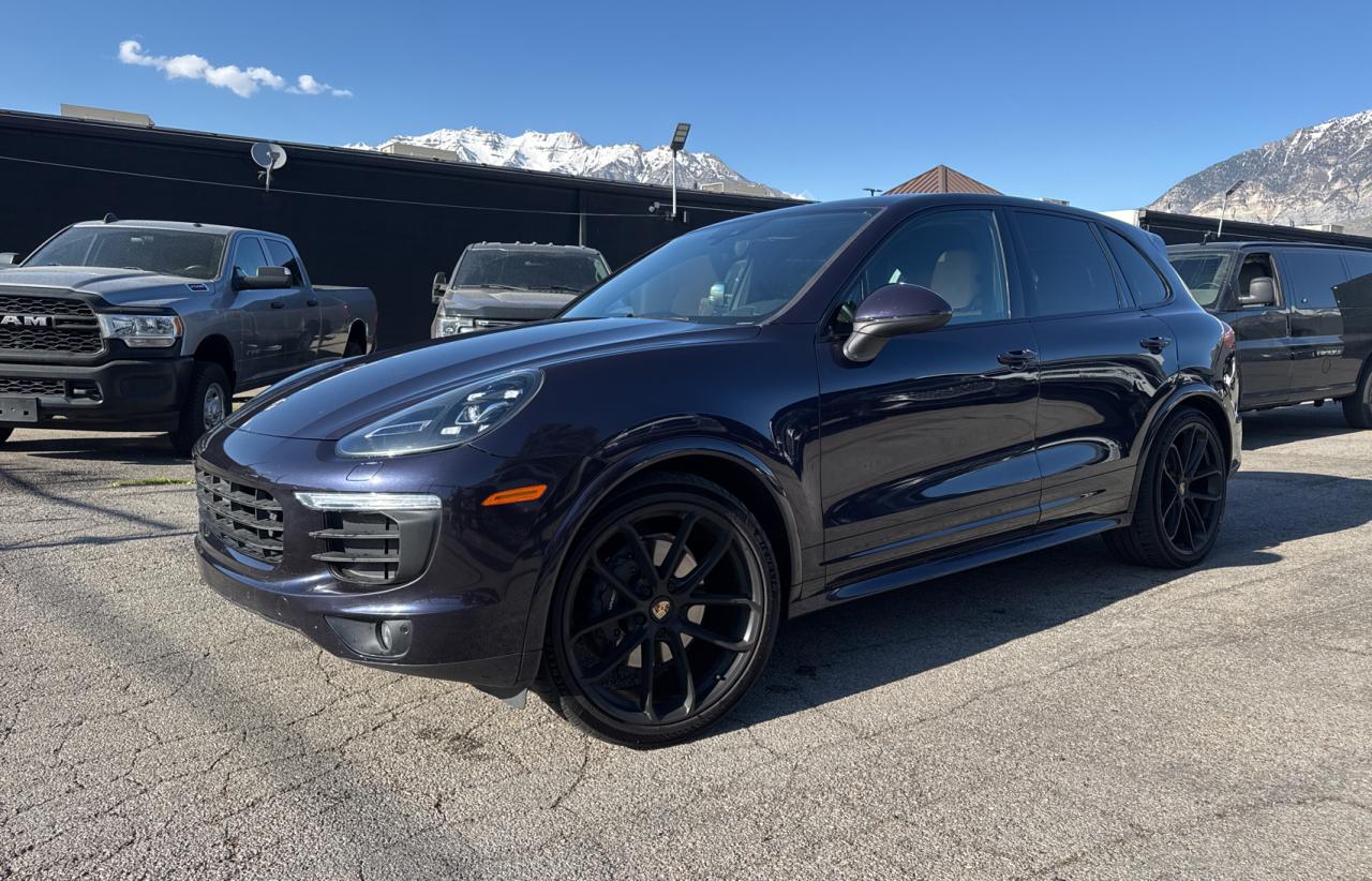 2018 PORSCHE CAYENN