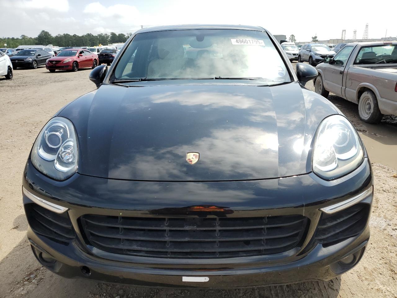 2018 PORSCHE CAYENN