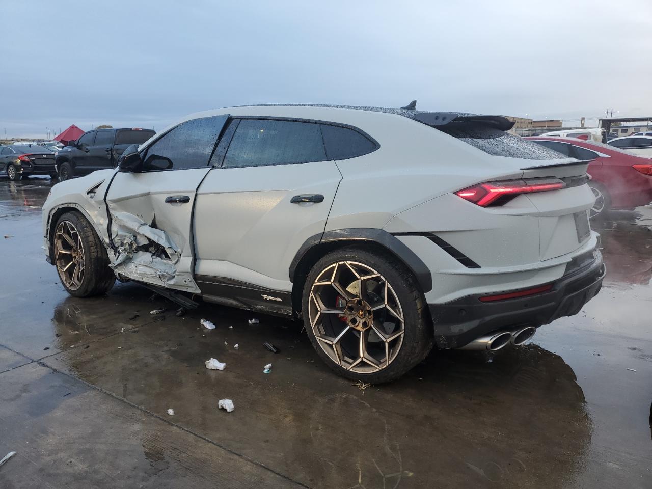 2023 LAMBORGHINI URUS PERFORMANTE