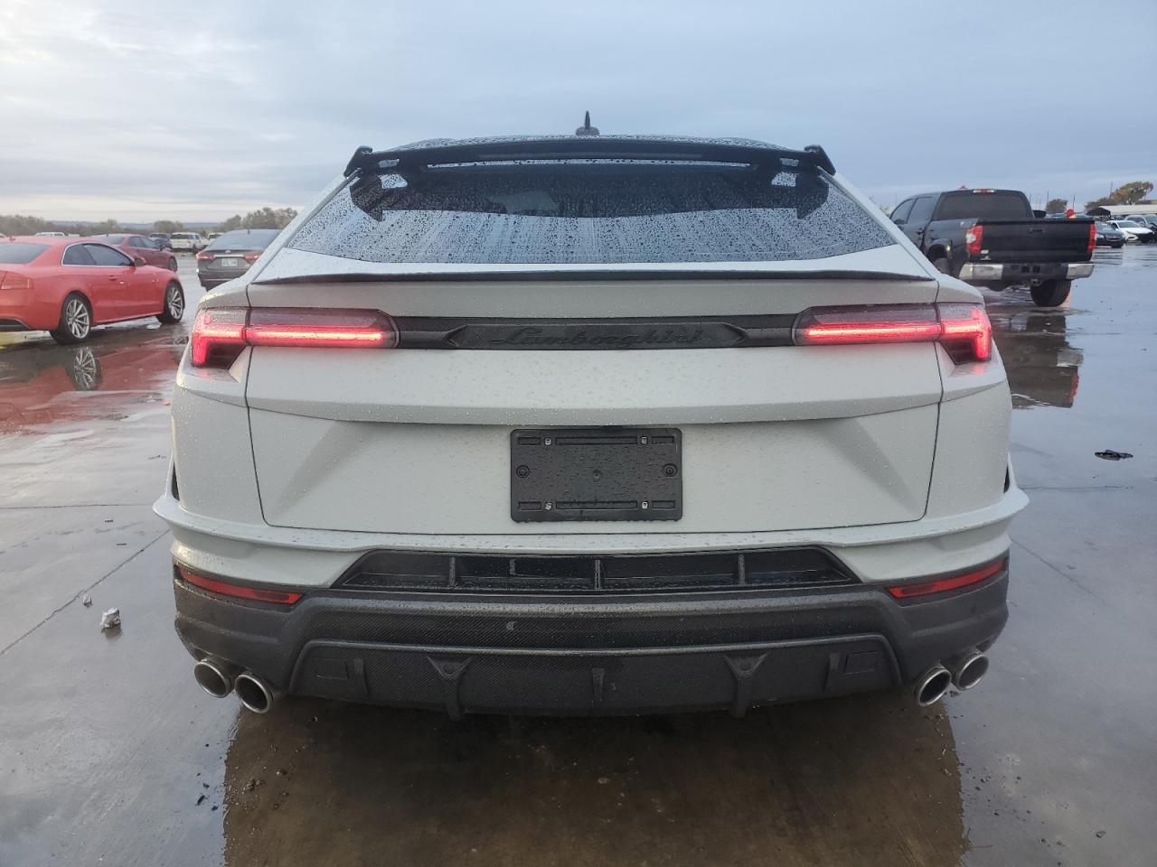 2023 LAMBORGHINI URUS PERFORMANTE