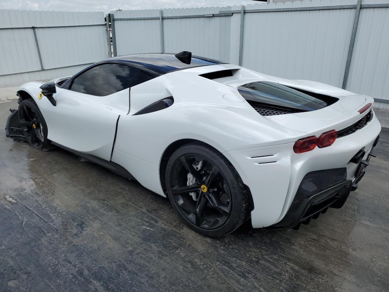 2021 FERRARI SF 90 STRADALE